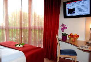 Hotel D&uuml;sseldorf - Hotel in D&uuml;sseldorf - Hotel Düsseldorf Quatros